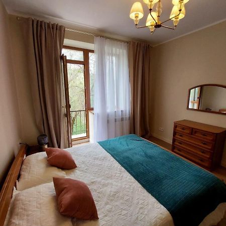 Квартира В Самом Центре Almaty Luaran gambar